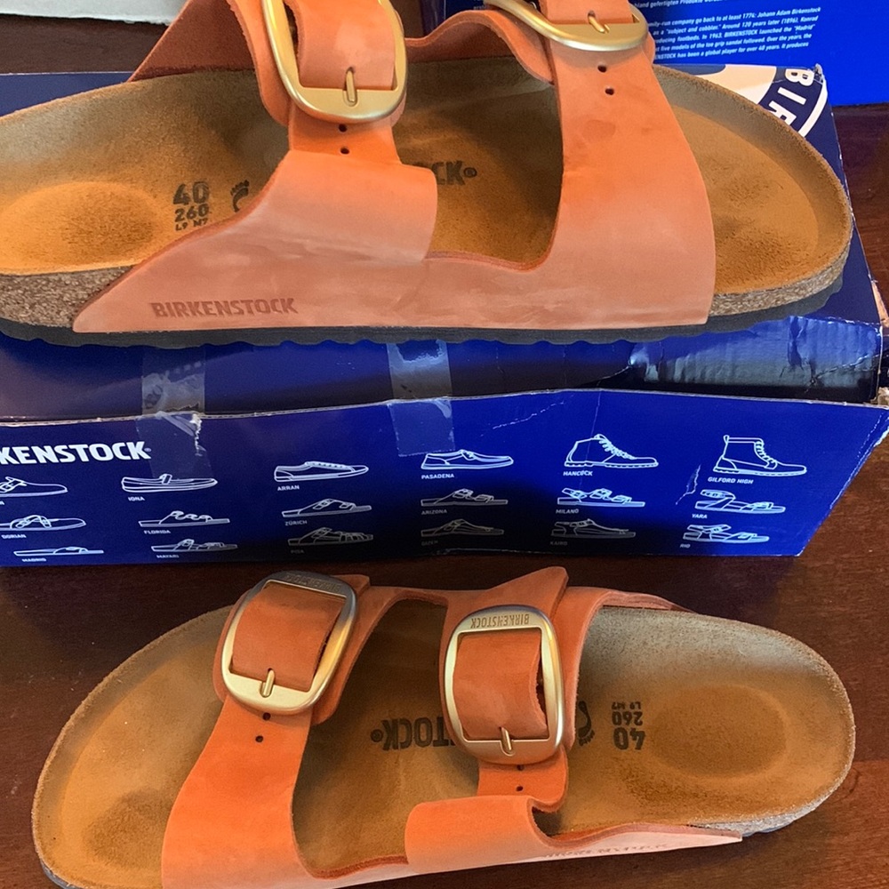 Birkenstock’s Arizona big buckle pecan